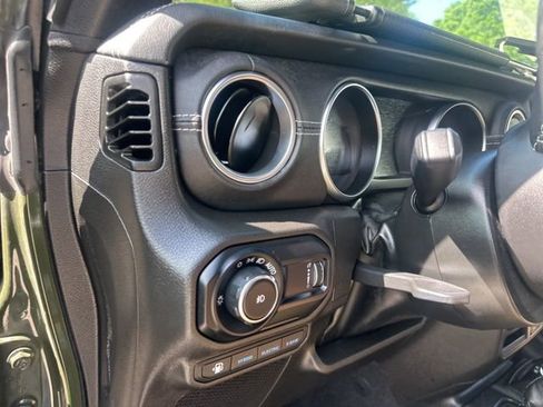 Used 2023 Jeep Wrangler Unlimited Sahara w/ Cold Weather Group image 21