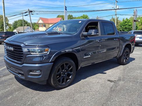 New 2026 RAM 1500 Laramie AWD/4WD image 3