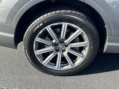 Used 2018 Audi Q7 3.0T Prestige w/ Prestige Package image 35