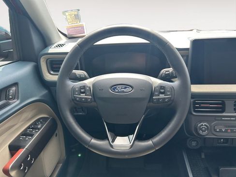 Used 2025 Ford Maverick Lariat w/ 4K Tow Package AWD/4WD image 13