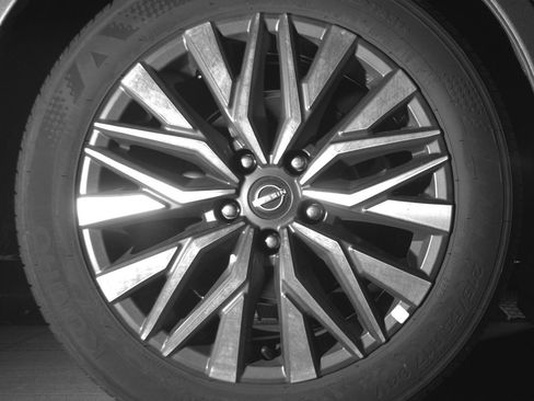 Used 2025 Nissan Altima 2.5 SV image 15