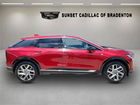 New 2026 Cadillac Optiq Luxury 1 w/ LPO, Floor Liner Package RWD image 3