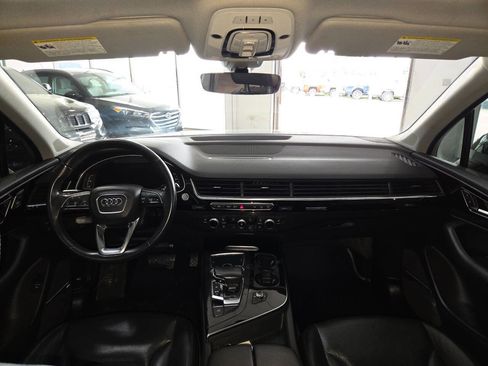 Used 2019 Audi Q7 3.0T Premium Plus AWD/4WD image 24