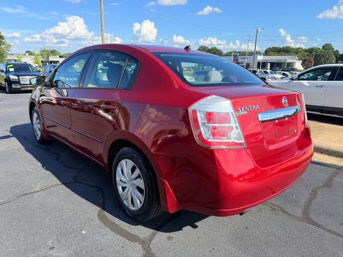 Used 2010 Nissan Sentra 2.0 FWD image 6