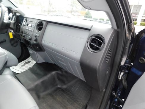 Used 2015 Ford F250 XL image 16