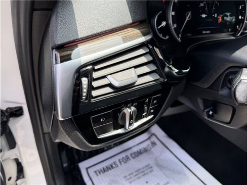 Used 2018 BMW 540i RWD image 34