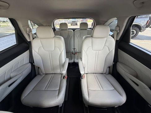 Used 2022 Kia Sorento AWD SX Prestige Plug-In Hybrid image 39