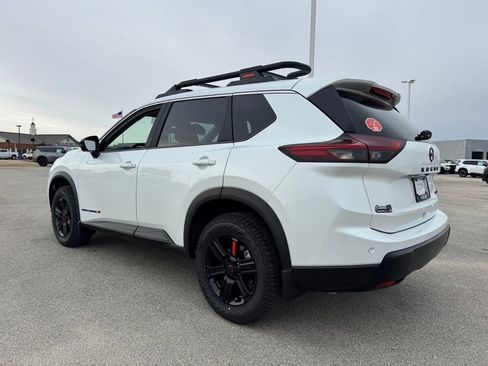 New 2026 Nissan Rogue SV w/ Rock Creek Premium Package image 4