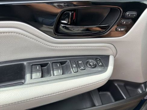 Used 2021 Honda Odyssey Touring image 23
