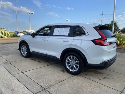 Used 2024 Honda CR-V EX image 8