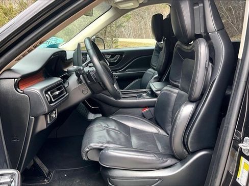 Used 2022 Lincoln Aviator Reserve w/ Equipment Group 201A AWD/4WD image 21