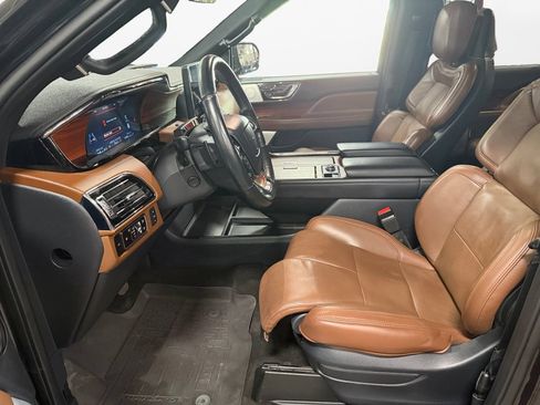 Used 2024 Lincoln Navigator L Reserve w/ Equipment Group 201A AWD/4WD image 17