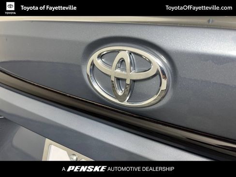Used 2025 Toyota Corolla LE FWD image 23