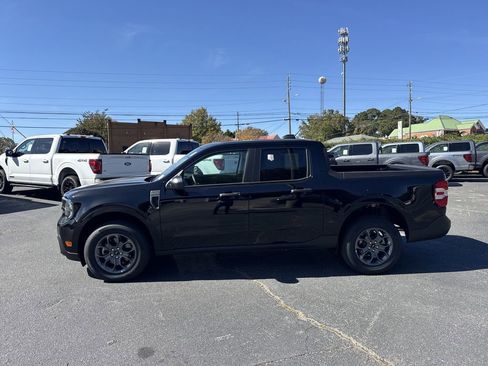 New 2025 Ford Maverick XLT image 4