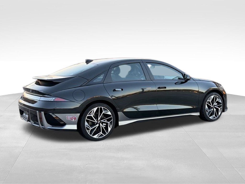 Used 2023 Hyundai Ioniq 6 SEL RWD image 7