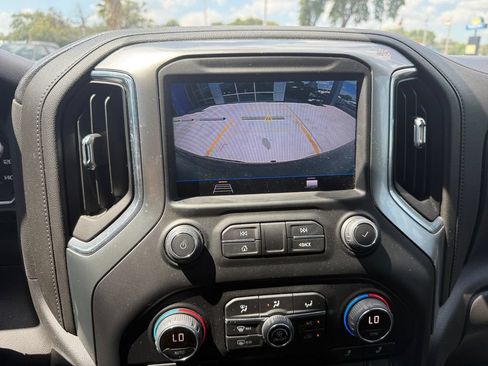 Used 2022 Chevrolet Silverado 1500 RST AWD/4WD image 16