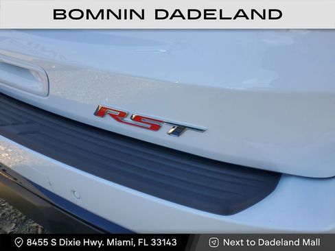 Used 2026 Chevrolet Suburban RST w/ Comfort Package image 8