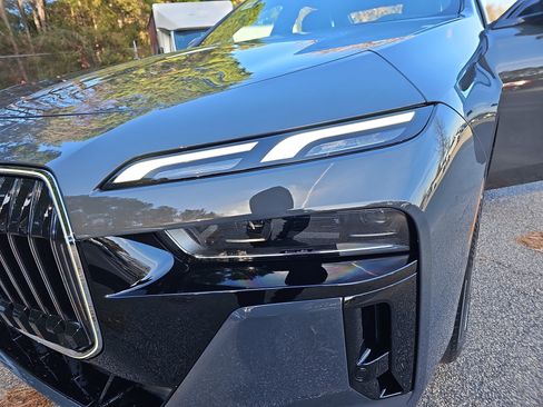 New 2026 BMW 740i image 34