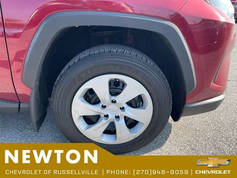 Used 2023 Toyota RAV4 LE FWD image 16