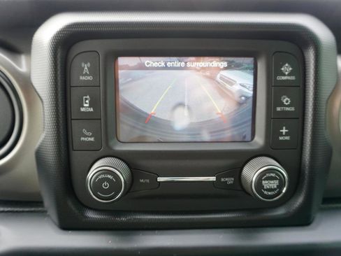 Used 2019 Jeep Wrangler Unlimited Sport S image 12