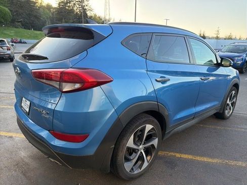 Used 2016 Hyundai Tucson Limited w/ Option Group 03 AWD/4WD image 3