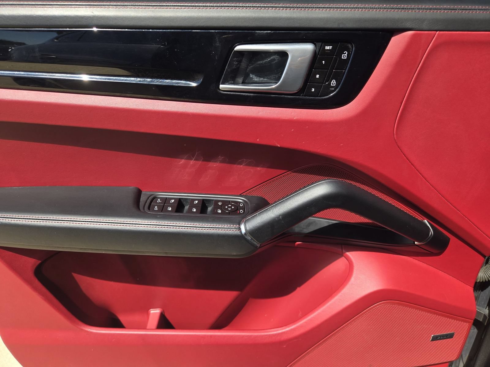 Used 2020 Porsche Cayenne S AWD/4WD image 22