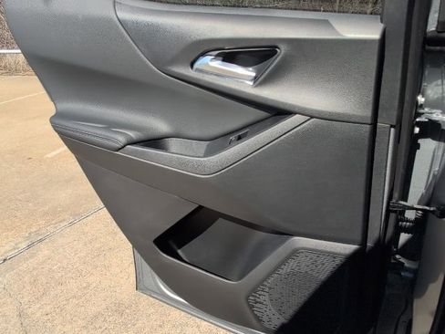 New 2026 Chevrolet Equinox LT w/ Safety and Technology Package image 9