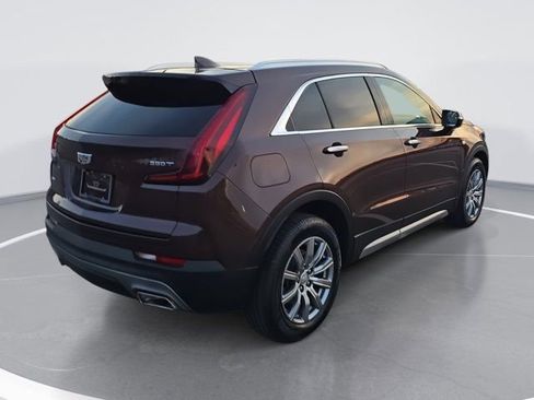 Certified 2023 Cadillac XT4 Premium Luxury w/ Technology Package image 3