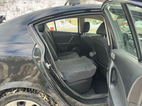 Used 2012 MAZDA MAZDA3 i Sport image 20