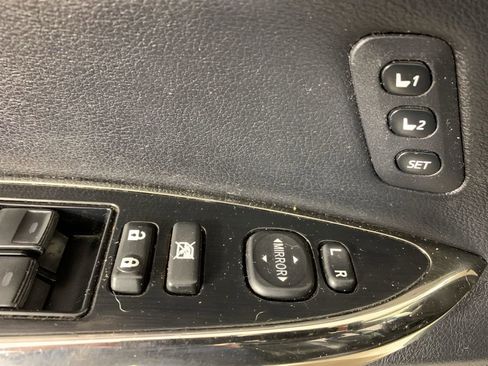 Used 2014 Toyota Avalon Limited w/ Technology Package image 17