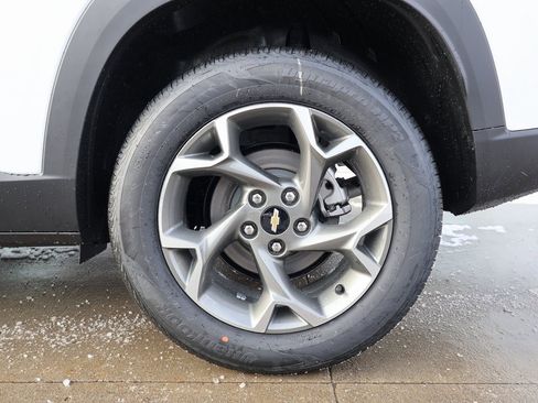 New 2026 Chevrolet Trax LT image 36