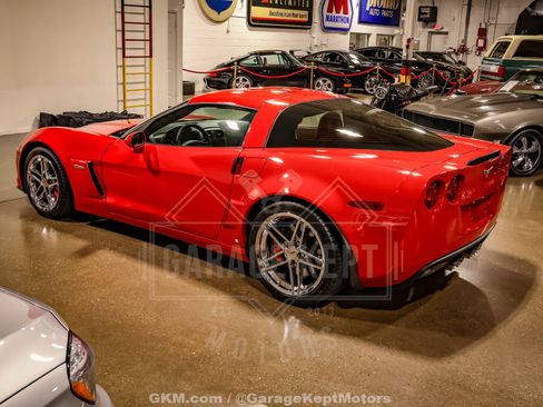 Used 2007 Chevrolet Corvette Z06 w/ Preferred Equipment Group RWD image 6