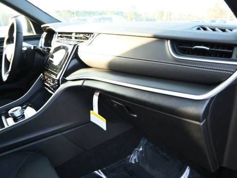 New 2026 Jeep Grand Cherokee Laredo image 21