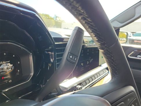 New 2026 GMC Sierra 1500 Elevation image 18