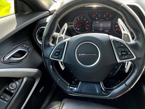 Used 2021 Chevrolet Camaro LT w/ RS Package image 10