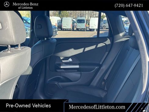 Certified 2025 Mercedes-Benz GLA 250 4MATIC image 18