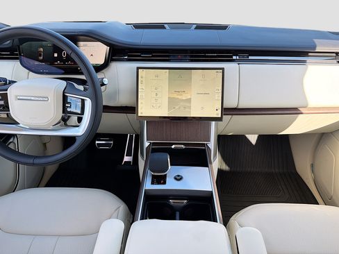 New 2026 Land Rover Range Rover SE image 20