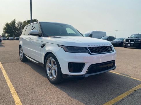 Used 2018 Land Rover Range Rover Sport HSE AWD/4WD image 3