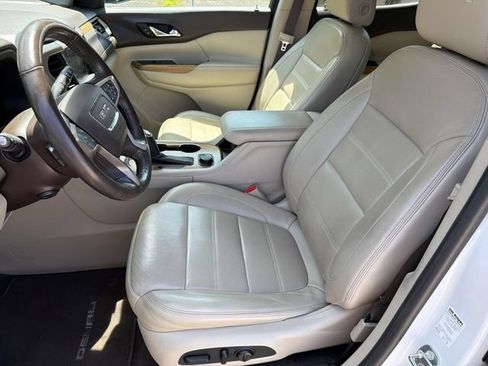 Used 2017 GMC Acadia Denali w/ Technology Package FWD image 31