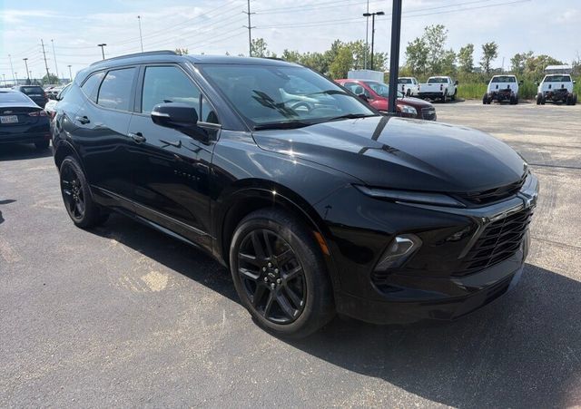 Used 2023 Chevrolet Blazer RS w/ Driver Confidence II Package AWD/4WD image 14