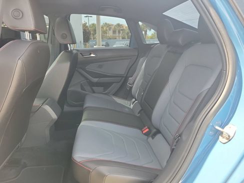 Certified 2025 Volkswagen Jetta GLI Autobahn FWD image 15