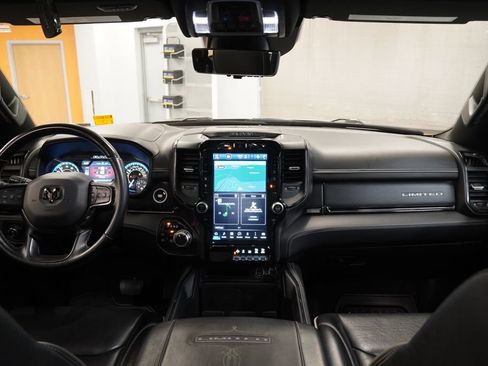 Used 2022 RAM 1500 Limited AWD/4WD image 19