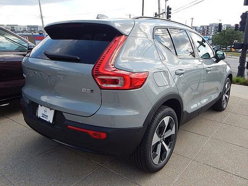 New 2026 Volvo XC40 B5 Plus w/ Protection Package Premier image 6