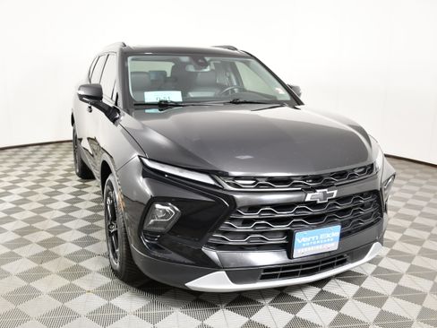 Used 2023 Chevrolet Blazer LT w/ Midnight/Sport Edition AWD/4WD image 3