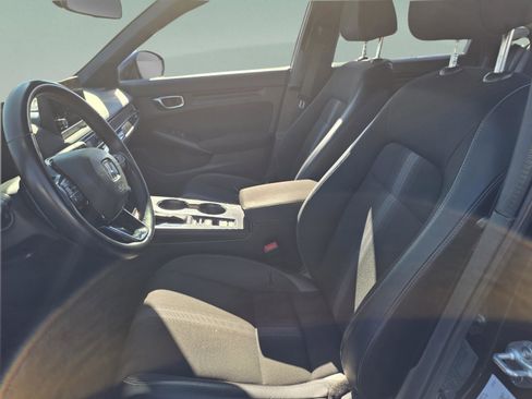 Used 2023 Honda Civic Sport image 11