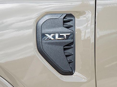New 2025 Ford Ranger XLT w/ FX4 Off-Road Package image 17