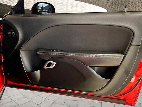 Used 2018 Dodge Challenger SXT w/ Blacktop Package RWD image 16