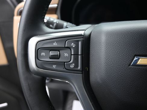 Used 2023 Chevrolet Tahoe Premier AWD/4WD image 13