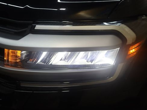 Used 2023 Ford Expedition XL image 11