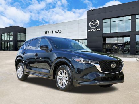 Used 2025 MAZDA CX-5 AWD 2.5 S w/ Preferred Package image 4